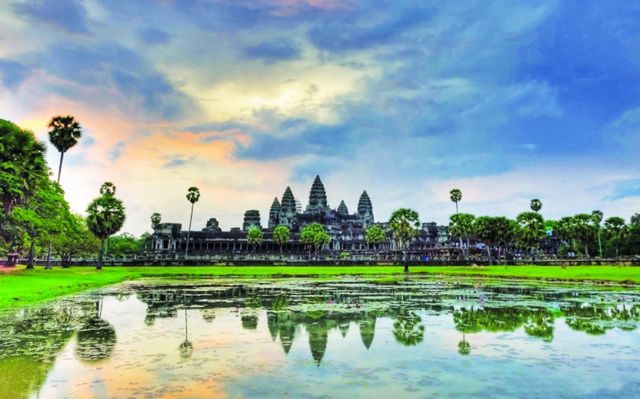 Where is Cambodia located and how to travel to Cambodia