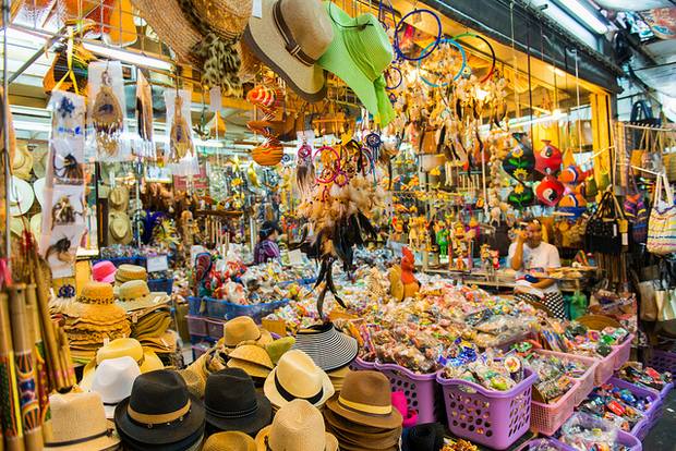 1581392578 417 The best 4 activities when visiting Fatih Bazar Istanbul - The best 4 activities when visiting Fatih Bazar Istanbul