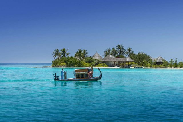 Report on Four Seasons Resort Maldives