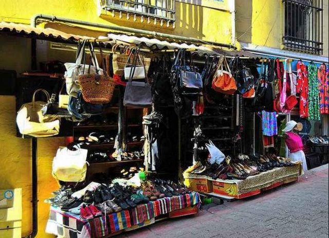 Osmanbey Market in Istanbul