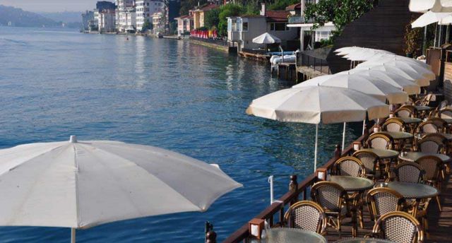 1581395649 747 The best 4 of Istanbul cafes on the sea are - The best 4 of Istanbul cafes on the sea are recommended