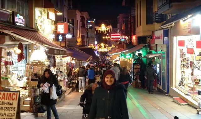1581395848 239 The best 8 activities when visiting Kadikoy Istanbul market - The best 8 activities when visiting Kadikoy Istanbul market