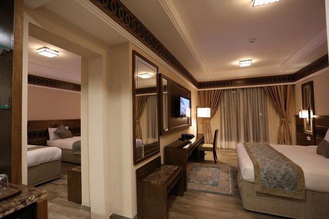 Suites and connecting rooms in cheap Makkah hotels