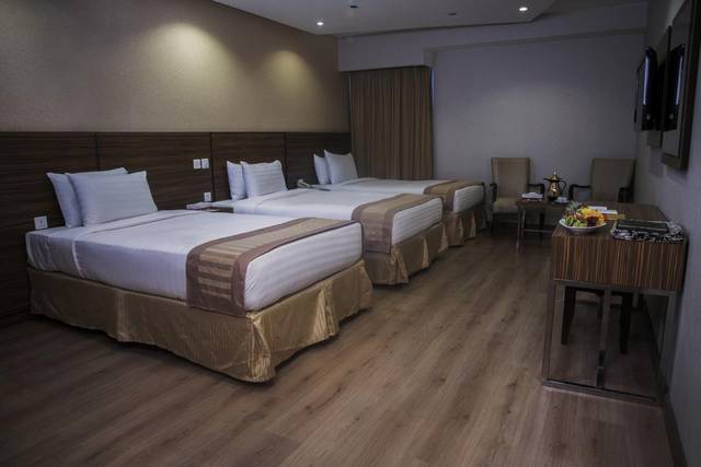 At Safwah Orchid Hotel, there are a variety of accommodation options available.