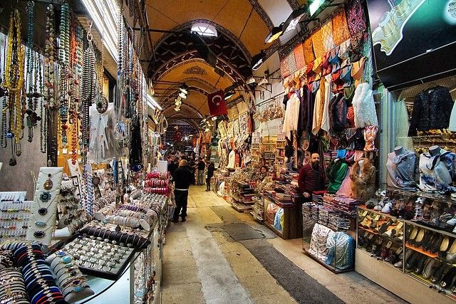 Istanbul bazaar
