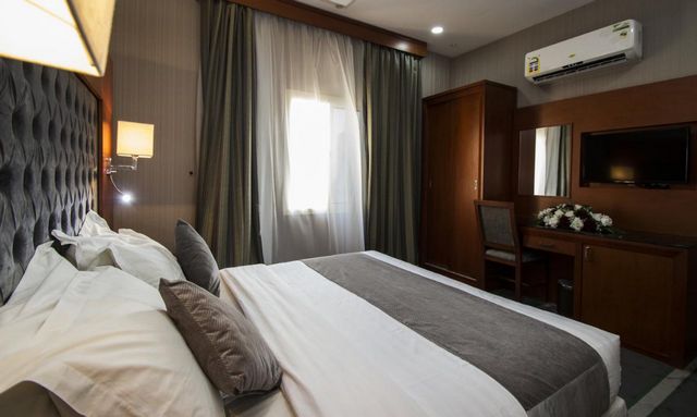 For more information about north Jeddah hotels, try this article 