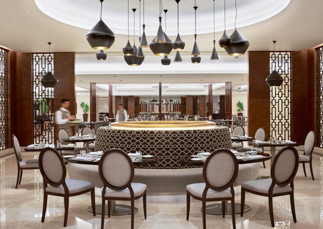 Swiss Al Maqam Hotel Makkah has one restaurant serving international food.
