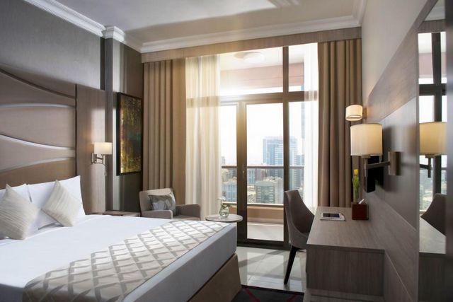 1581401409 48 Report on the advantages and disadvantages of Two Seasons Hotel - Report on the advantages and disadvantages of Two Seasons Hotel Dubai