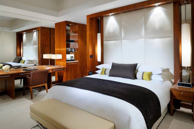 Marriott Marquis Dubai is one of Dubai's most luxurious 5-star hotels
