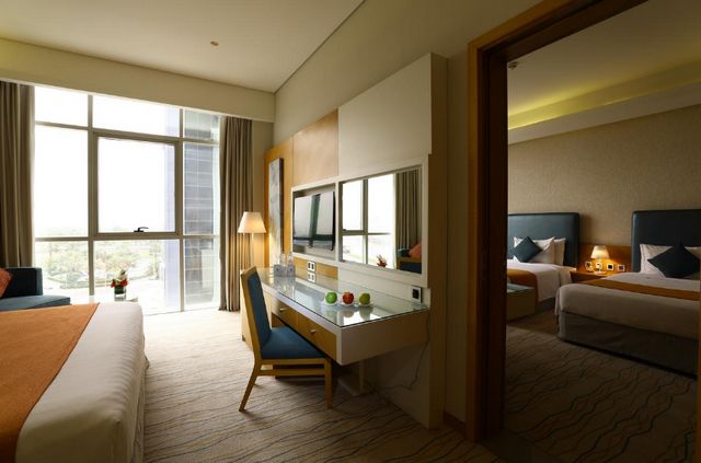 1581401529 423 Top 10 Dubai Deira hotels 4 stars 2020 - Top 10 Dubai Deira hotels 4 stars 2022