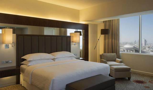 Sheraton Mall of the Emirates Hotel is the most luxurious Dubai youth hotel