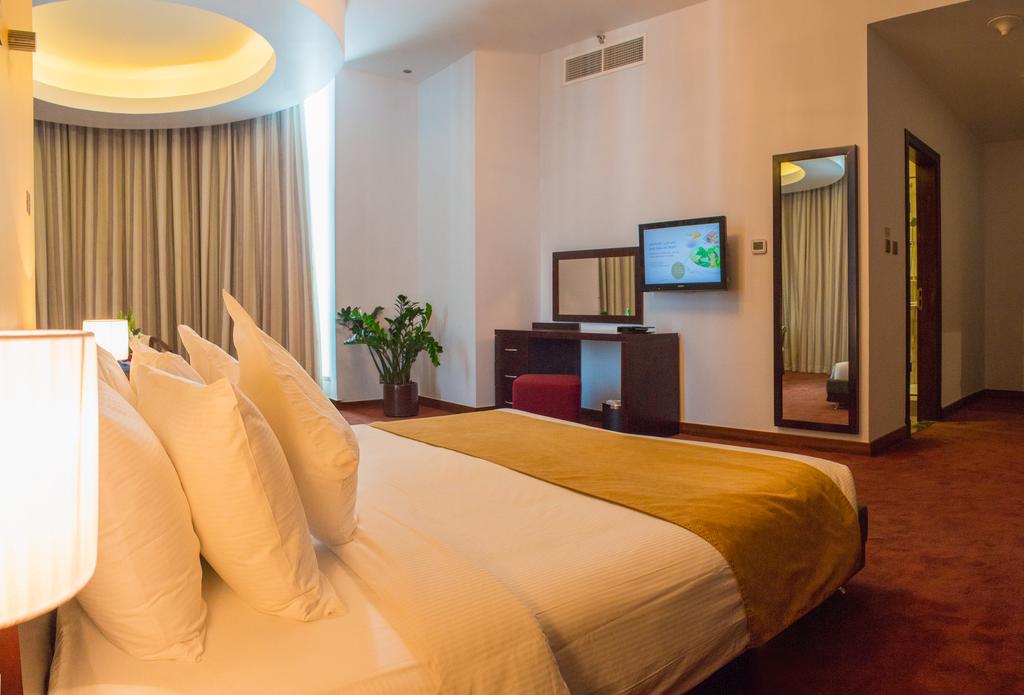 Hotel apartments close to the Dubai Mall are a great choice to stay in Dubai with many amenities
