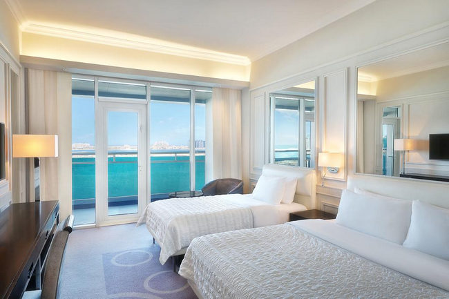 Family rooms with exciting sea views at Le Meridien Dubai