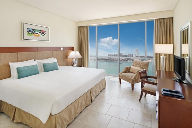 Dubai JBR Hotel Apartments offer spacious rooms suitable for families