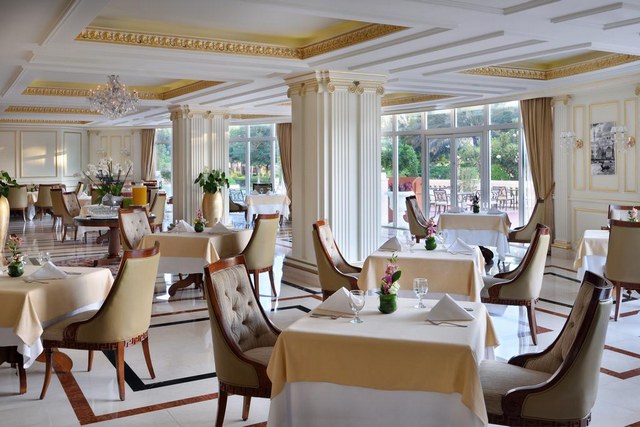 Kempinski Hotel & Residences Palm Jumeirah offers a variety of dining options in a peaceful setting