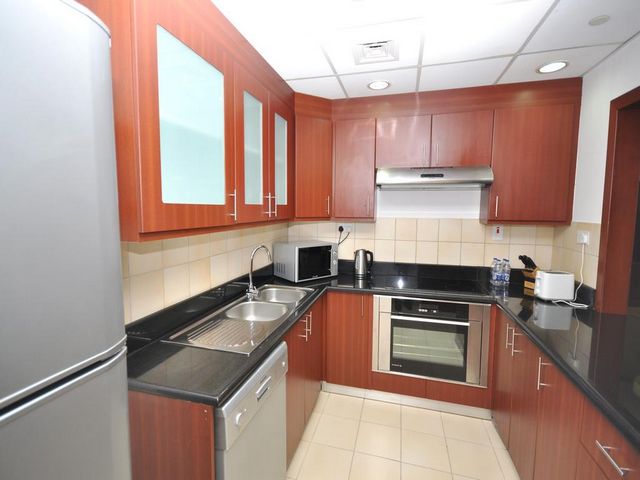 Suha Hotel Apartments is the Walk of Jumeirah is a self-catering accommodation