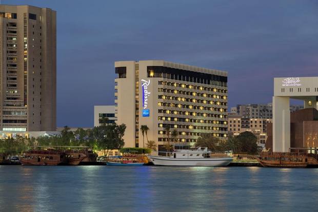 The rooms of the Radisson Blu Hotel, Dubai Deira Creek feature a charming view