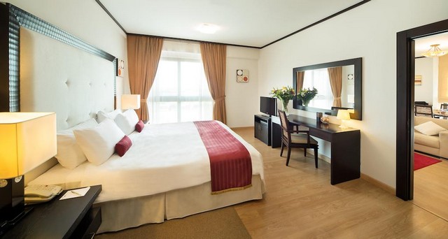 The rooms of Park Hotel Apartments Dubai are elegant and luxurious.