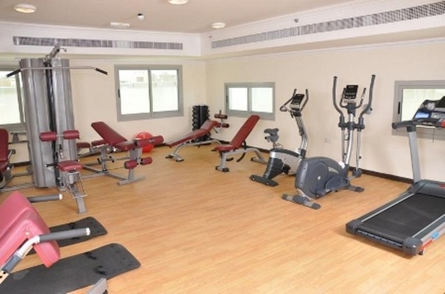 Akas Inn Hotel Apartments offers many leisure facilities