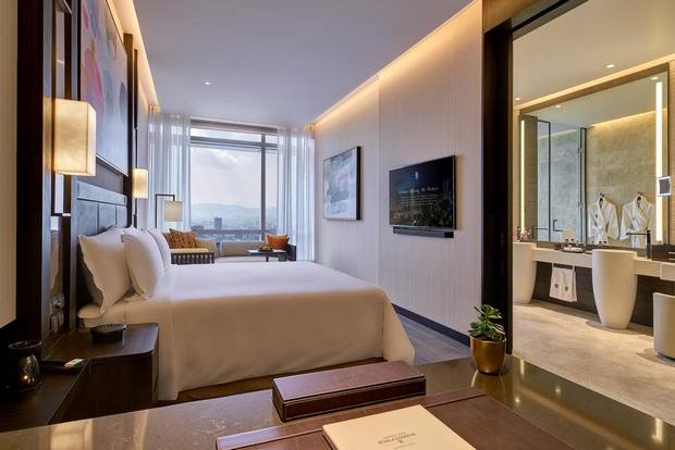 Banyan Hotel provides excellent service, and Kuala Lumpur Hotels Al Arab Street is 5 stars