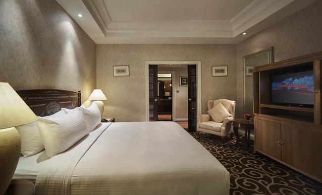 Stylish rooms with flat screen in the best place to live in Kuala Lumpur for families