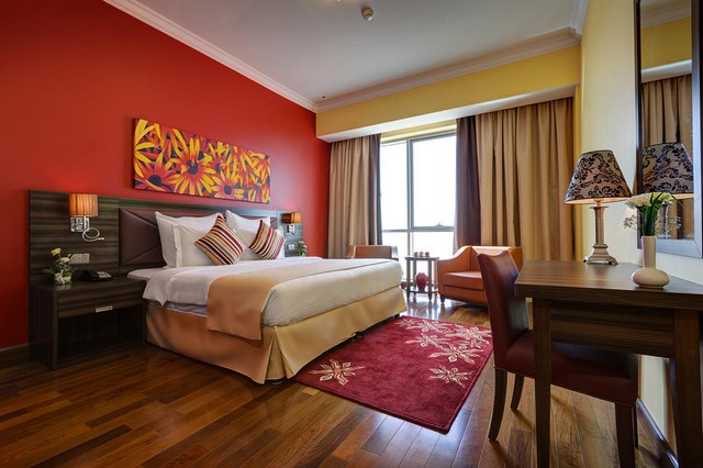 Abidos Hotel Apartment Dubailand offers great views of the city.