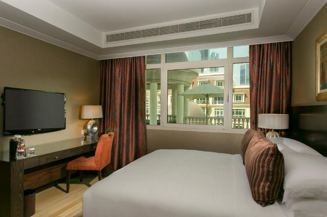 Al Rawda Al Murooj Hotel Dubai One includes upscale rooms