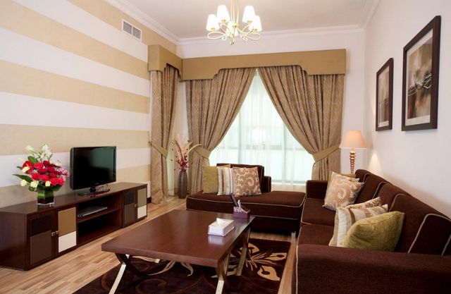 Alwaleed Palace Hotel Apartments Bur Dubai is one of the ideal options for housing in Dubai