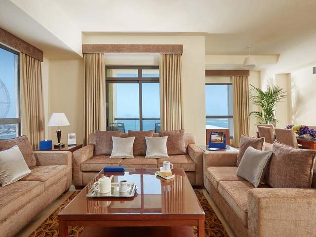Roda Amwaj Hotel Dubai offers serviced apartments for up to 6 people.