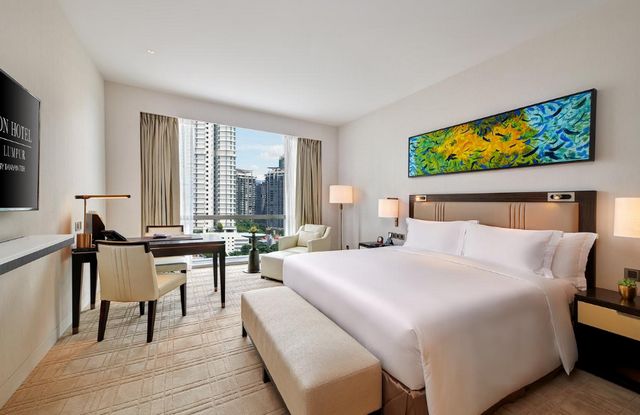 1581404969 542 Top 5 Kuala Lumpur hotels with a private pool 2020 - Top 5 Kuala Lumpur hotels with a private pool 2022