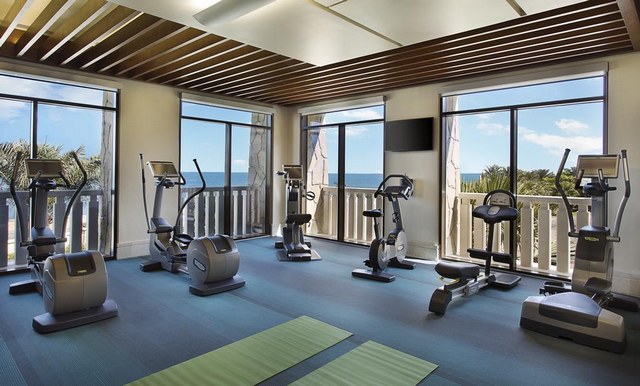 Residents of Sofitel Dubai Palm Hotel Apartments can exercise in the apartment gym