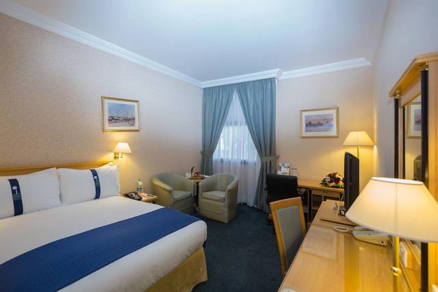     Holiday Inn Yanbu is one of the best hotels for grooms among the best hotels in Yanbu for grooms 