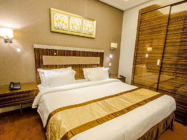 1581405989 110 Top 7 hotels with sea view Jeddah direct view 2020 - Top 7 hotels with sea view, Jeddah direct view 2022