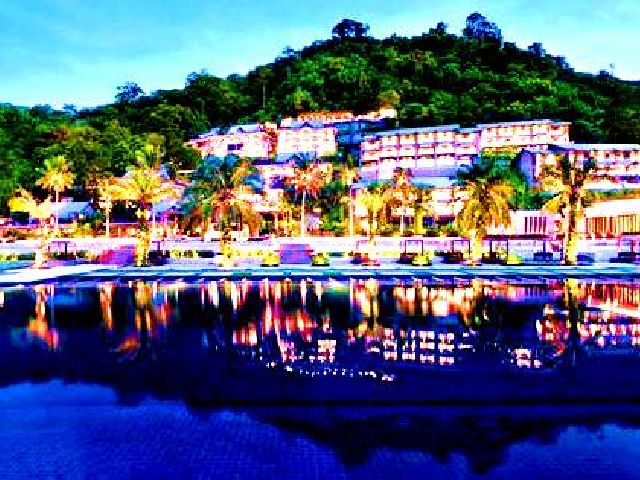 1581406019 964 Top 5 Phuket hotels by the sea recommended 2020 - Top 5 Phuket hotels by the sea recommended 2022