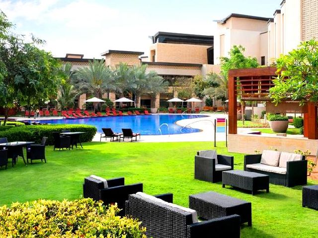 Staying in the best hotel in Abu Dhabi for youth offers several rooms and suites of various sizes