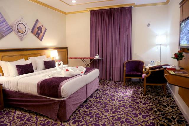     Amjad Al Diyafah Hotel Makkah has a great location that made it the best hotel around the Haram
