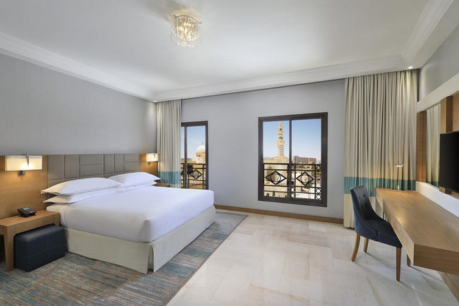 Spacious rooms with distinctive view at the Sheraton Makkah Hotel