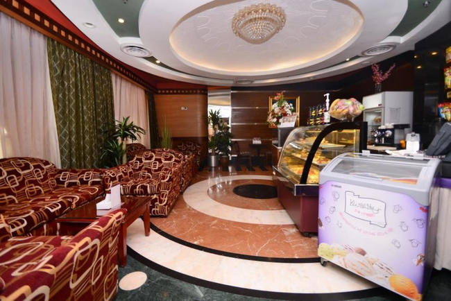 Leader Mona Karim Hotel's restaurant serves the most delicious food 