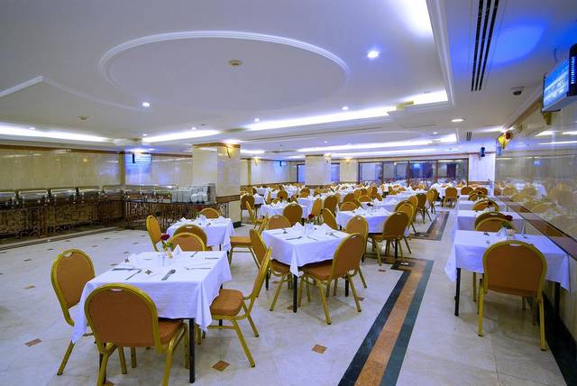 Al Eman Hotel is the best hotel for those looking for a professional and helpful team