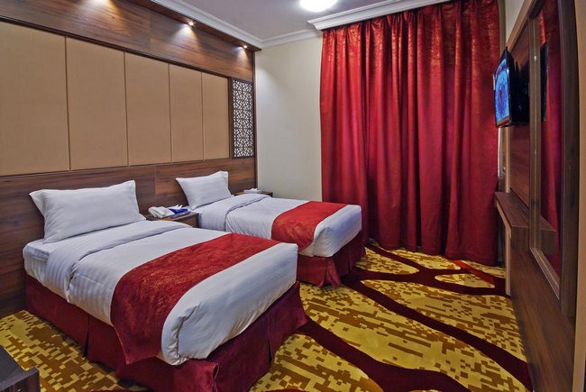 Al Salam Street hotels in Medina with comfortable and clean beds