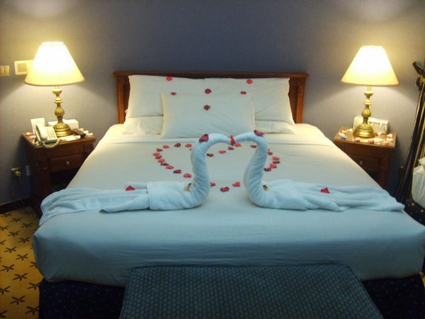 Medina Hotels for grooms features comfortable rooms for grooms