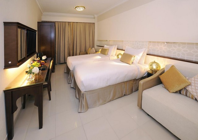 Elaf Mashal Al Salam Hotel Madinah is suitable for families, as it contains a variety of accommodation options. 