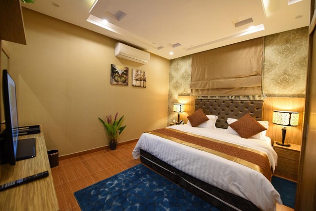 Luxurious room and comfortable beds in the best apartments in Riyadh