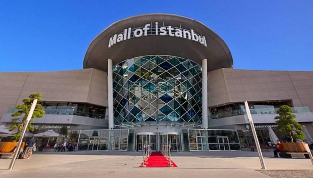 The largest mall in Istanbul