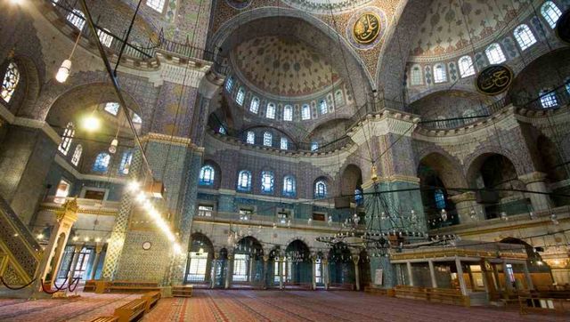 1581410669 407 The best 7 activities when visiting a new mosque in - The best 7 activities when visiting a new mosque in Istanbul
