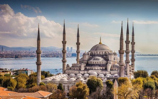 1581410669 962 The best 7 activities when visiting a new mosque in - The best 7 activities when visiting a new mosque in Istanbul