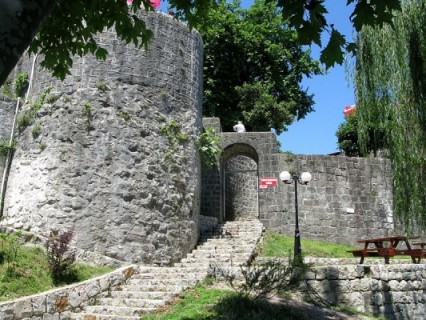 Risa Castle is one of the best tourist places in Risa