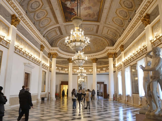 Courrier Museum is one of the most important museums of Venice