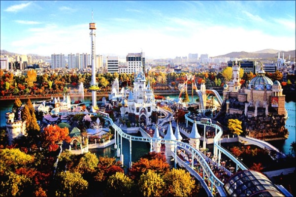 Lot World is one of the most famous tourist attractions in Seoul