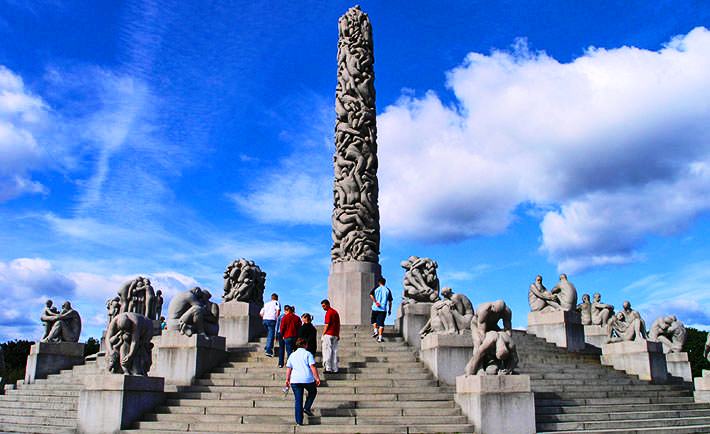 Vigeland Park in Oslo is one of the most beautiful places in Oslo